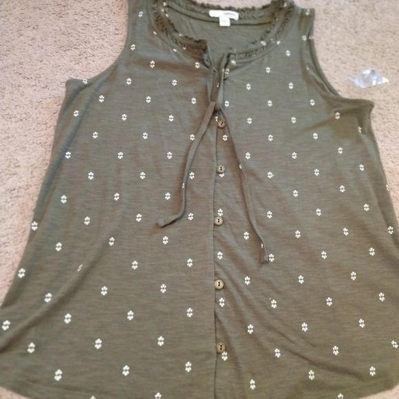 Green misses top - Picture 4 of 4